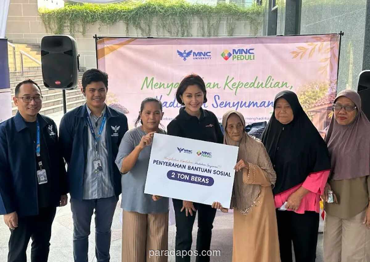 MNC University dan MNC Peduli Salurkan 2 Ton Beras untuk 400 Warga Kebon Sirih