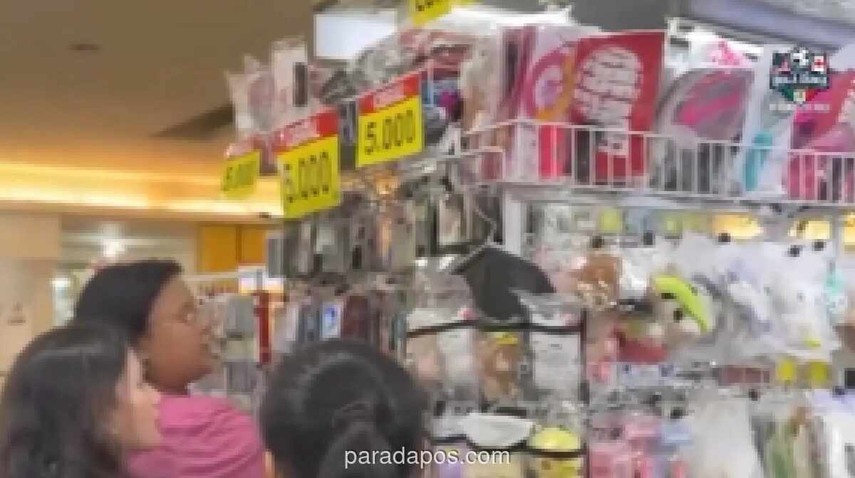 Blok M Jadi Surga Belanja Merchandise K-Pop Murah, Harga Mulai Rp5.000
