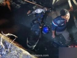 Dua Pengendara Motor Tercebur ke Proyek Saluran Air di Surabaya, Satu Tewas