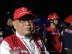 PMI Jakarta Pusat Kerahkan Tim Medis dan Dua Ambulans Bantu Korban Kebakaran Pasar Jiung