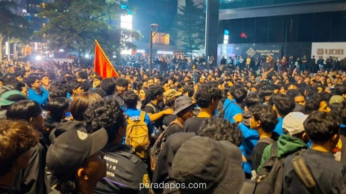 Polisi Amankan Dua Pembawa Bom Molotov di Tengah Aksi Damai Mahasiswa Dukuh Atas