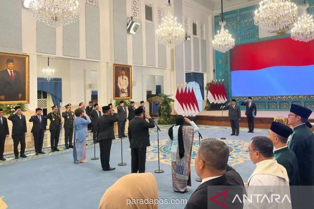 Presiden Prabowo Lantik Kepala BGN Baru dan Said Iqbal sebagai Penasihat Ketenagakerjaan