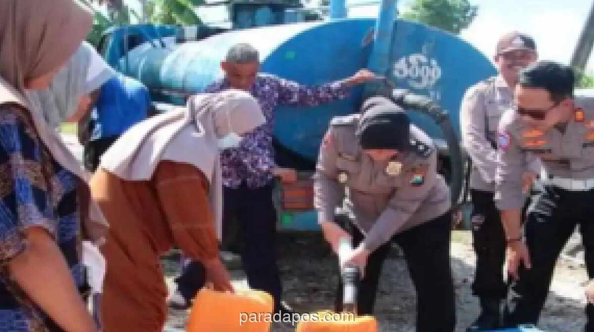 Lebih dari 4.200 KK di Lombok Barat Alami Krisis Air Bersih Akibat Sebulan Tanpa Hujan