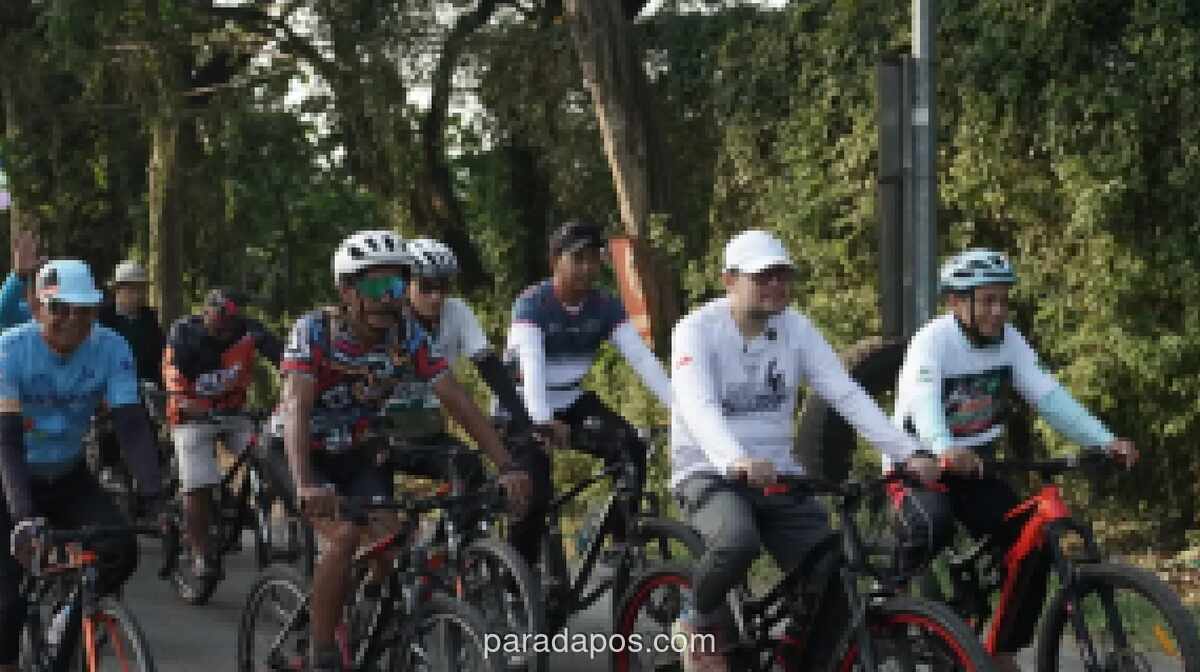 1.000 Pesepeda Ramaikan Gowes Muharram di Lamongan, Hadirkan Paket Umrah Gratis