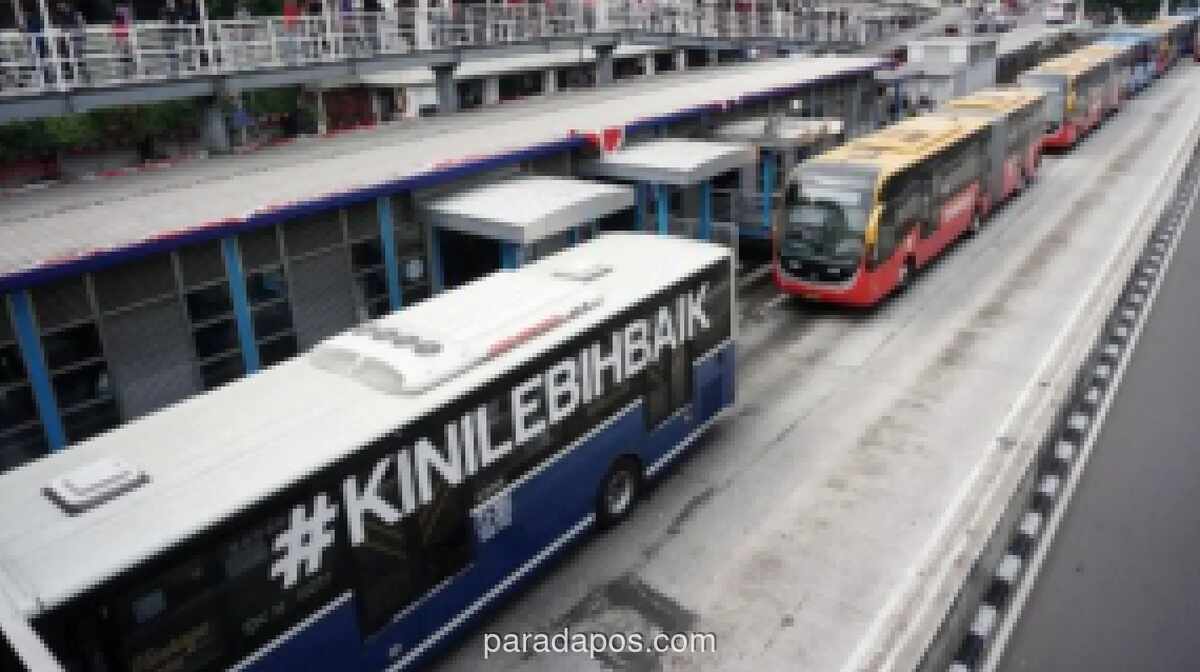 Antusiasme Luar Biasa Sambut HUT Jakarta ke-499, Warga Luar Pulau hingga Mancanegara Manfaatkan Transportasi Gratis