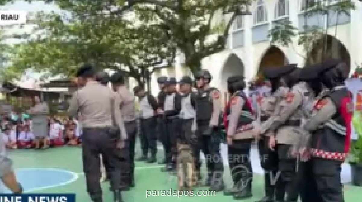 Unit K9 Polda Riau Latih Anjing Pelacak Deteksi Narkoba dan Senjata Tajam