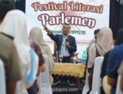 Willy Aditya Luncurkan Pojok Baca dan Bagikan Buku Harian untuk Petugas DPR