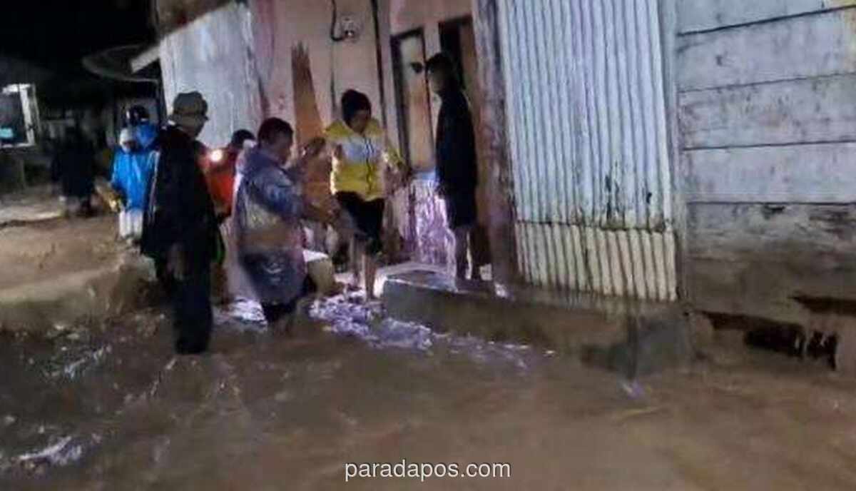 Banjir Bandang Terjang Dua Jorong di Agam, Ratusan Rumah Terendam dan Warga Dievakuasi