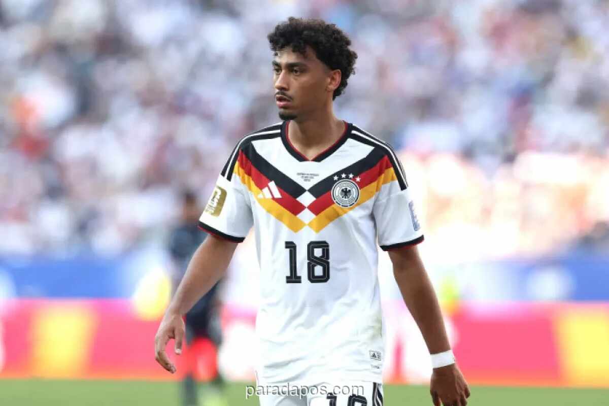 Bayern Munchen Resmi Rekrut Nathaniel Brown dari Eintracht Frankfurt, Bek Muda Asli Bavaria Dikontrak hingga 2031