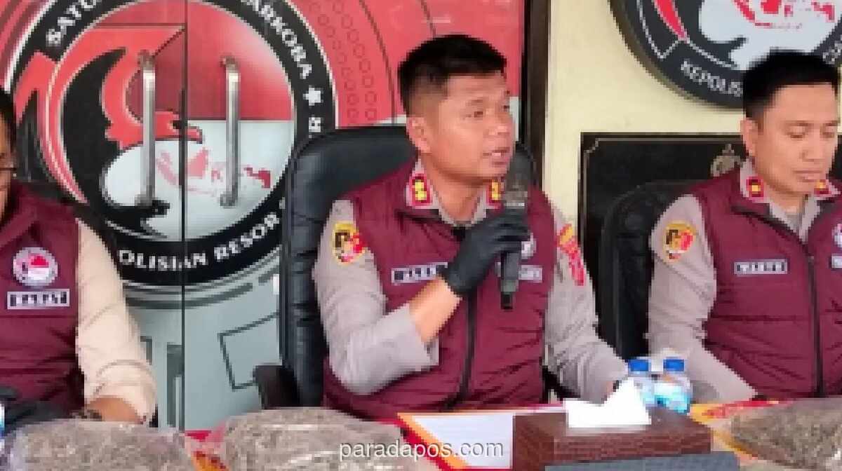 Polisi Cianjur Tangkap Dua Bandar Ganja, Sita 15 Kilogram Barang Bukti