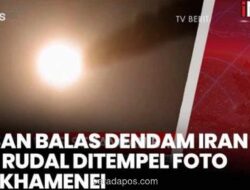 Garda Revolusi Iran Umumkan Serangan Tahap Ketiga ke AS, Rudal Ditempeli Foto Mendiang Ali Khamenei