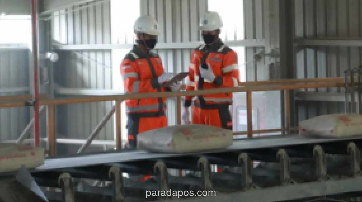 PT Semen Baturaja Raih Penghargaan Tata Kelola Perusahaan dari Warta Ekonomi