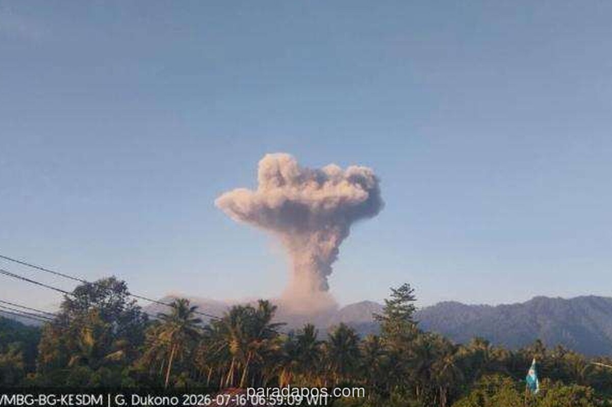 Gunung Dukono Erupsi, Kolom Abu Capai 2.100 Meter di Atas Puncak