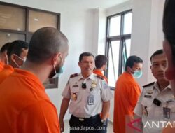 Imigrasi NTT Selidiki Dugaan Perdagangan Manusia di Balik 16 WNA Uzbekistan Terdampar di Alor