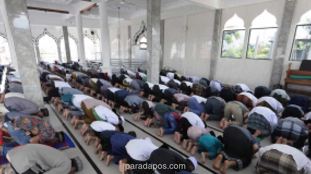 Jadwal Salat Makassar Jumat 17 Juli 2026: Imsak Pukul 04.43 Wita, Subuh 04.53 Wita