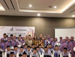 Bank Capital Berangkatkan 50 Nasabah Prapensiun dan Pensiun untuk Umrah ke Tanah Suci
