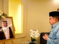 Jusuf Kalla Sampaikan Belasungkawa dan Ikuti Salat Gaib untuk Mantan Emir Qatar di Masjid Istiqlal