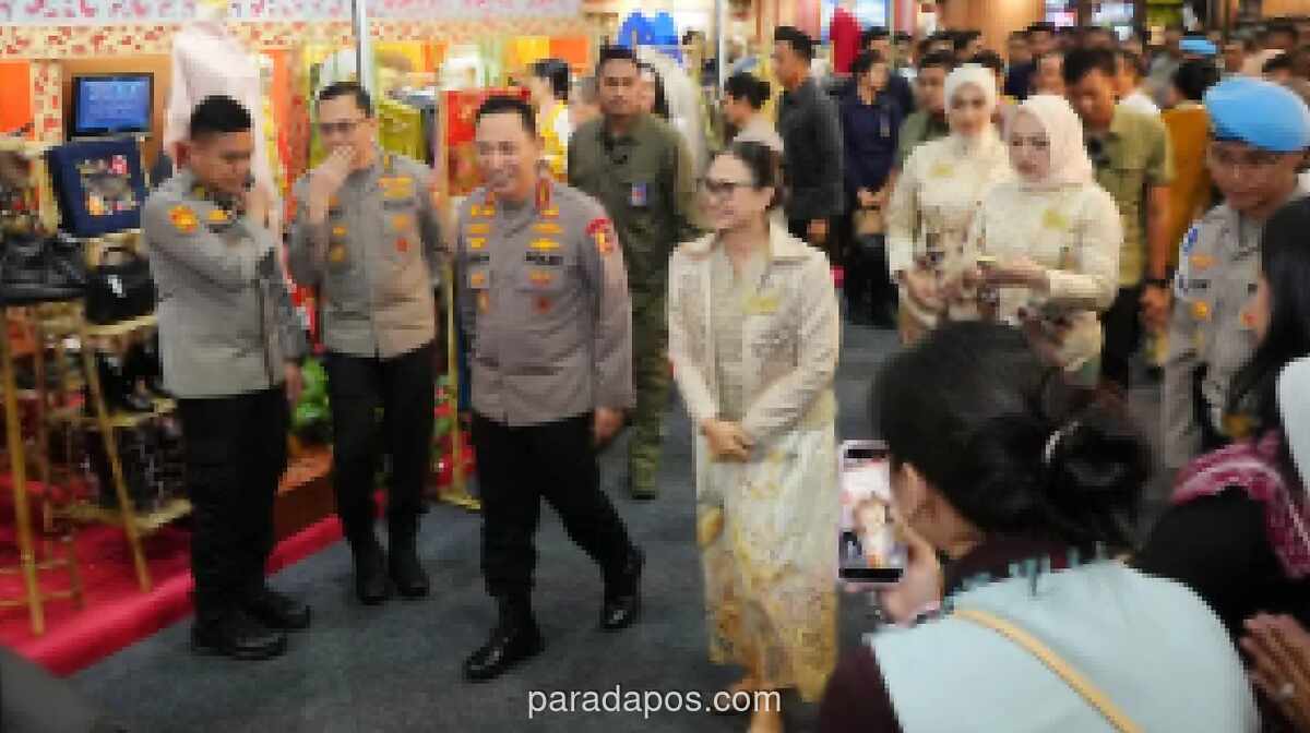 Kapolri Tinjau Bazar Bhayangkari di JICC, Dorong UMKM Naik Kelas Lewat Perluasan Pasar