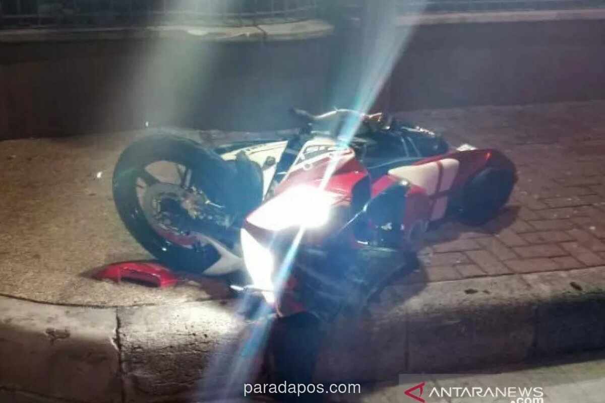 Pengendara Motor Tewas Kecelakaan Tunggal di Meruya Jakbar, Diduga Hilang Kendali
