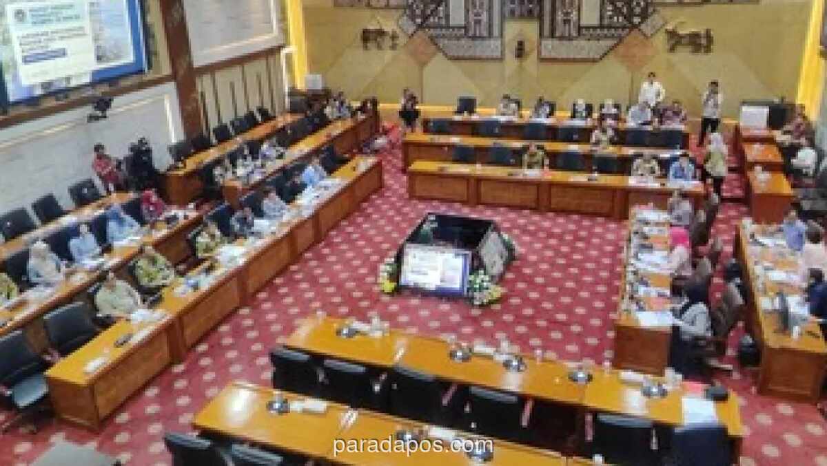 Komisi IX DPR Bahas Laporan Keuangan Badan Gizi Nasional 2025, Ketua BGN Absen karena Sakit