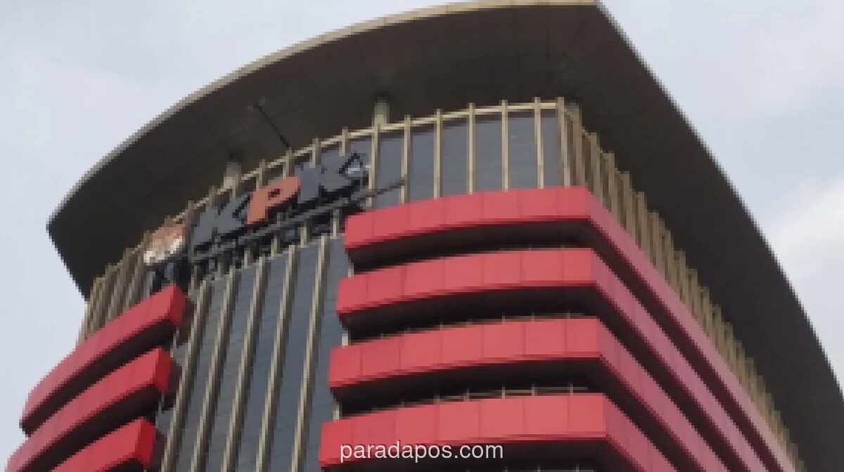 KPK Sita Rp9,06 Miliar dari Bupati Lombok Barat, Termasuk Uang Tunai dan Mobil Mewah