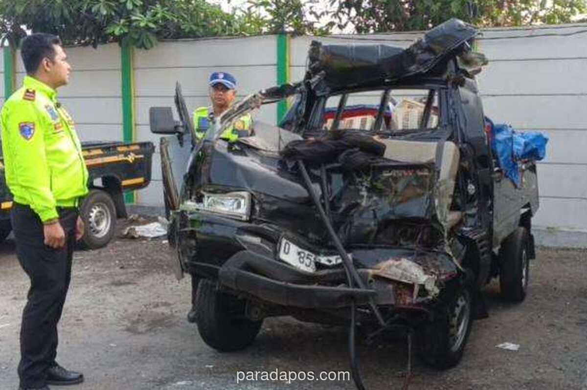 Dua Tewas dalam Kecelakaan Maut di Tol Cipularang, Pikap Pengangkut Tahu Tabrak Truk