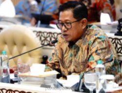 DPR Dorong Pembangunan Shelter Ojek Online di Setiap Kecamatan