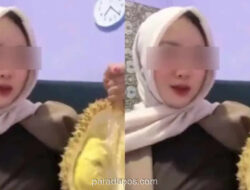 Video Wanita Berhijab Makan Durian Viral, Publik Berburu Identitas dan Akun Asli