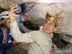 Fadli Zon Tekankan Edukasi Pengunjung demi Lindungi Lukisan Cadas Tertua di Dunia dari Sentuhan Tangan