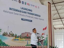 Menkop Resmikan Transformasi Pokdarwis Jadi Koperasi untuk Perkuat Ekonomi Pariwisata di Belitung