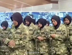 Video Salat Tanpa Mukena di Pelatihan Militer Calon Manajer Koperasi Desa Picu Kontroversi, Komnas HAM Soroti Program