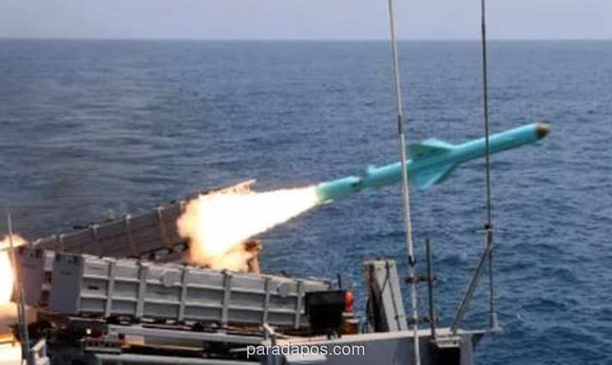Iran Tembakkan Rudal ke Kapal Tanker Qatar di Selat Hormuz, Picu Kebakaran dan Ketegangan Baru