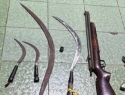 Polisi Amankan Dua Pemuda dan Sita Celurit hingga Airsoft Gun Usai Tawuran di Cimanggis