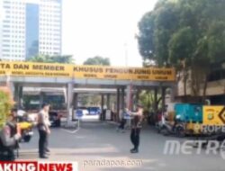 Polda Metro Jaya Dijaga Ketat Brimob Usai Penggeledahan 12 Lokasi Terkait Tiga Kasus Korupsi Besar