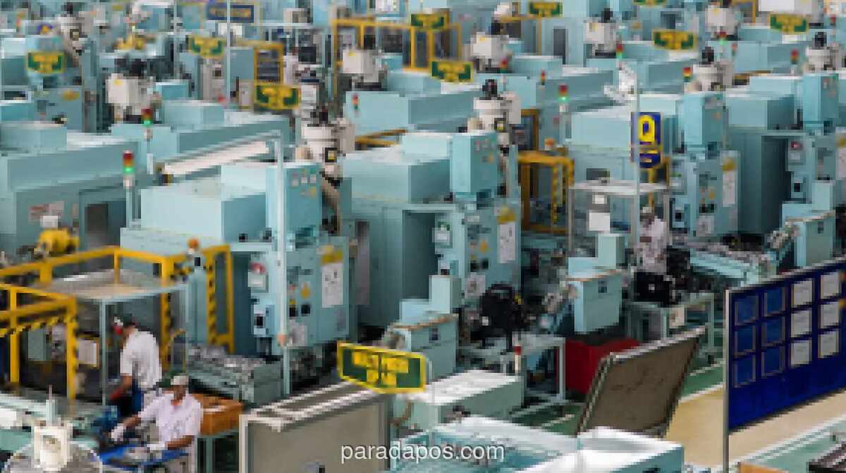 PMI Manufaktur Indonesia Masuk Zona Bahaya 46,9, Ekonom Desak Transformasi Industri Nasional