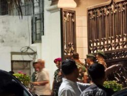 TNI Jaga Rumah Jampidsus Febrie Usai Polri Sita Rp476 Miliar dan 74 Kg Emas