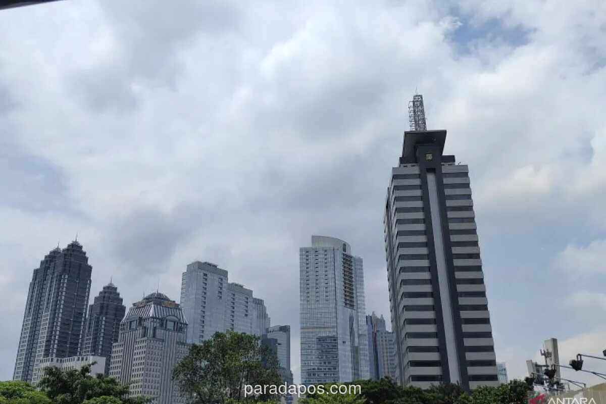BMKG: Jakarta Cerah Berawan Sepanjang Sabtu, Suhu Capai 34 Derajat