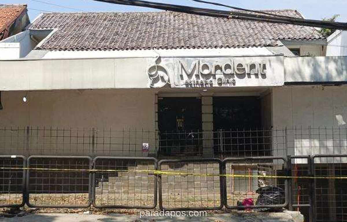 Garis Polisi Masih Terpasang di Klinik Mordent Empat Hari Usai Karumga Eks Jampidsus Tewas