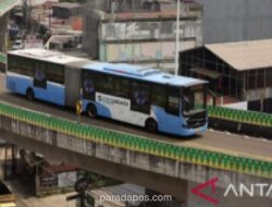TransJakarta Sesuaikan Rute Koridor 13 Imbas Truk Tabrak JPO di Jakarta Selatan