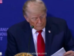 Trump Klaim 111 Rudal Iran Gagal Tembus Pertahanan Kapal Induk USS Abraham Lincoln