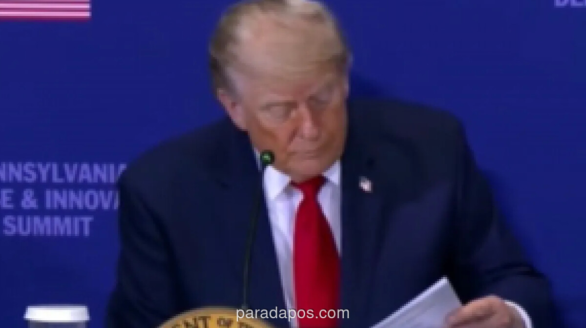 Trump Klaim 111 Rudal Iran Gagal Tembus Pertahanan Kapal Induk USS Abraham Lincoln