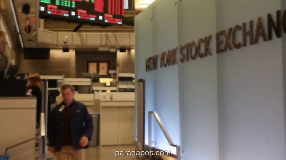 Wall Street Ditutup Menguat Tipis, Debut SK Hynix di Nasdaq Dongkrak Sektor AI
