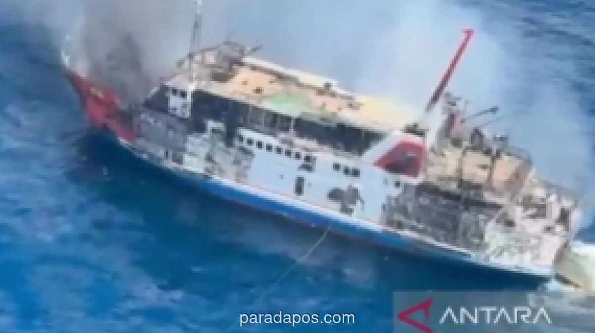 SAR Gabungan Masih Cari Lima Penumpang KMP Putri Yasmin yang Hilang Usai Kebakaran di Selat Lombok