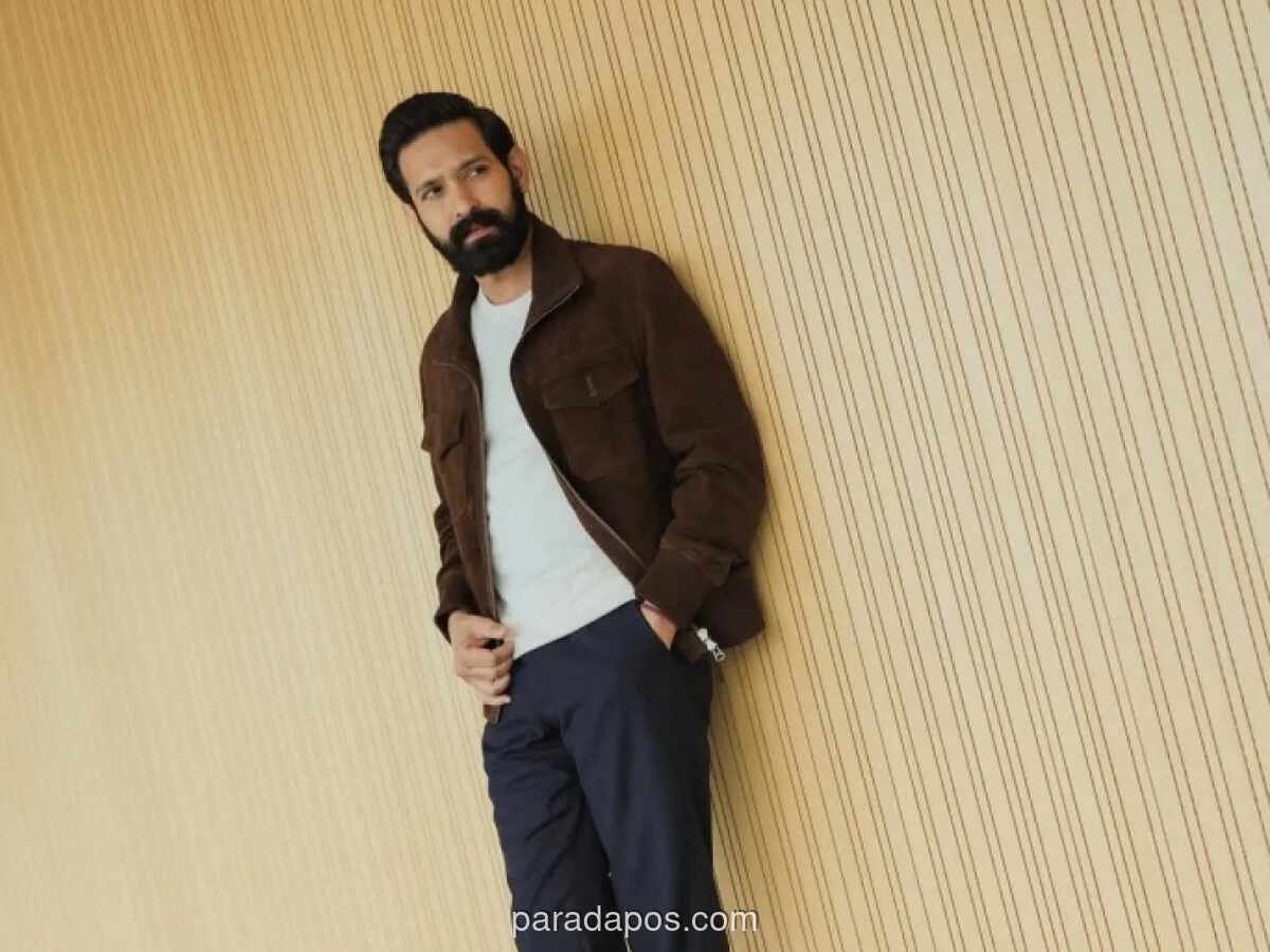 Vikrant Massey Rilis Serial Romantis Terbaru Musafir Cafe di Netflix, Ini Deretan Film dan Serialnya