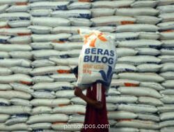 Bulog Siap Salurkan Bantuan Beras 33,2 Juta KPM Mulai 17 Agustus, Stok CBP 5,4 Juta Ton
