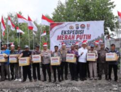 Polda Riau Salurkan Bantuan dan Layanan Kesehatan hingga Mesin Ketinting untuk Warga Pesisir Panipahan