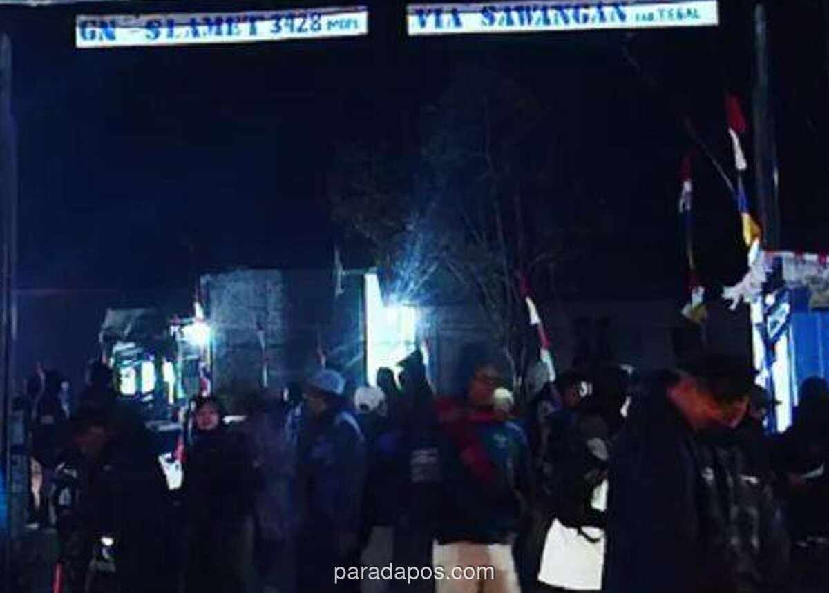 Remaja asal Brebes jatuh ke kawah Gunung Slamet saat berswafoto di bibir kawah