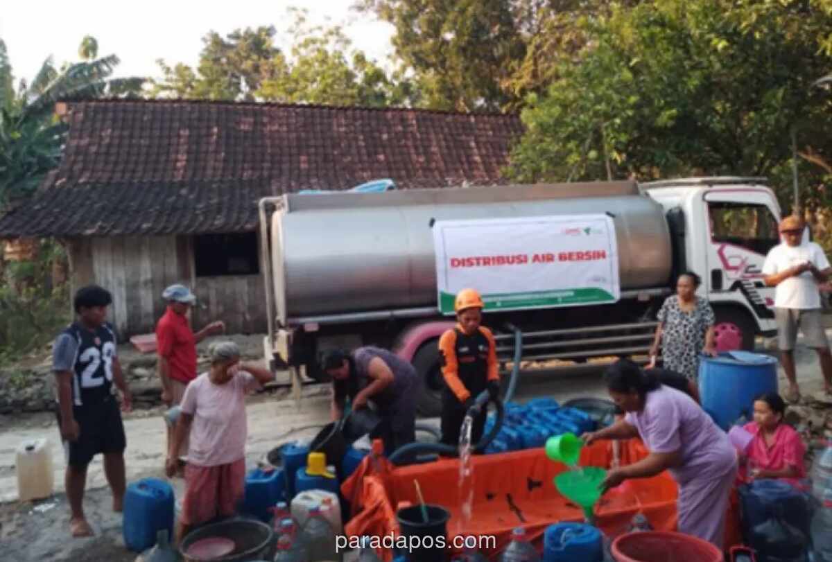 Kekeringan Melanda Boyolali dan Grobogan, DMC Dompet Dhuafa Salurkan Air Bersih untuk 370 Warga