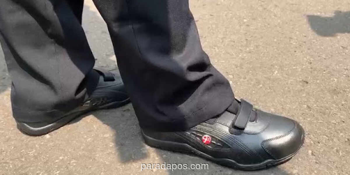 BRIN Pamerkan Sepatu Lokal Pesanan Presiden, Harga Mulai Rp75 Ribu untuk Sekolah Rakyat
