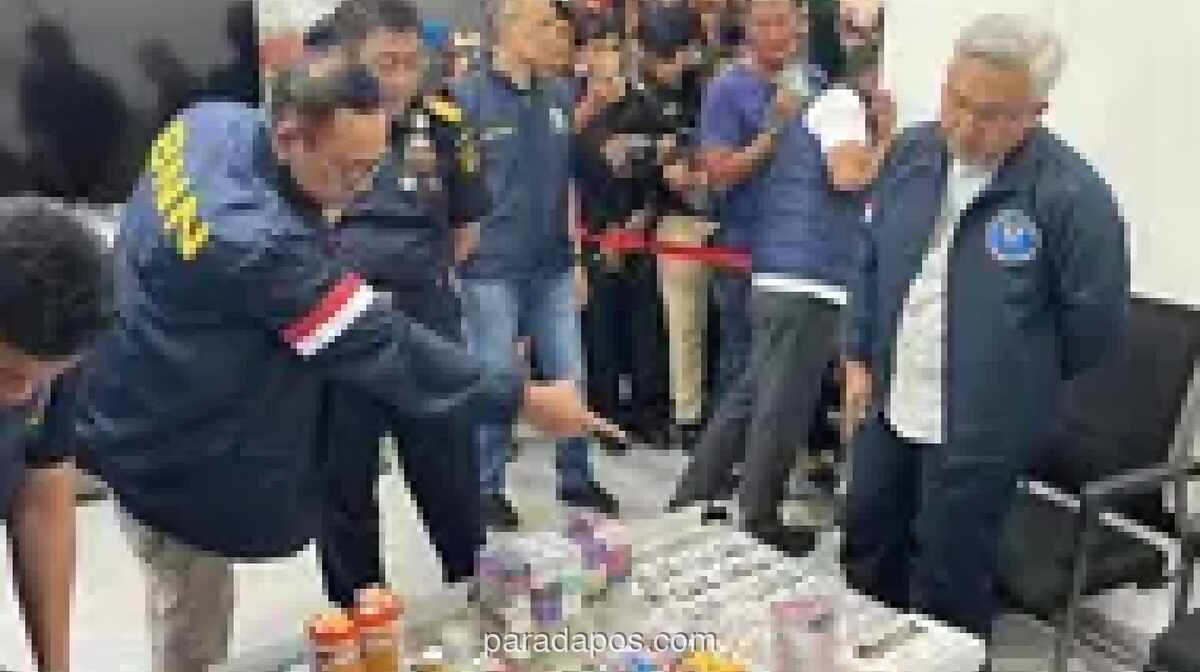 BNN dan Bea Cukai Bongkar Jaringan Penyelundupan Vape Berisi Cairan Etomidate dari Malaysia di Batam, Enam Tersangka Diamankan